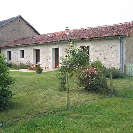 La Fermette Aux Lamas Savigny-Lévescault Kültér fotó